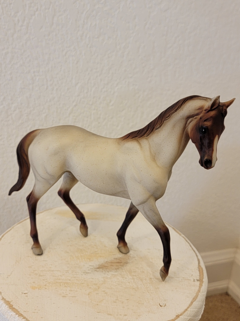 Breyer #3348 Red Roan Model Horse